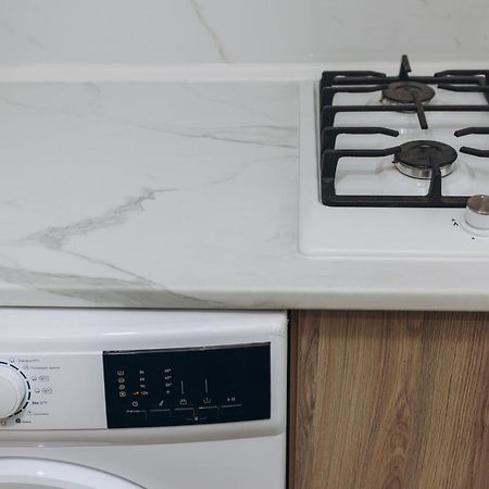סומי Luxe Apartments 5.26 Near Lavina 5 Floor מראה חיצוני תמונה
