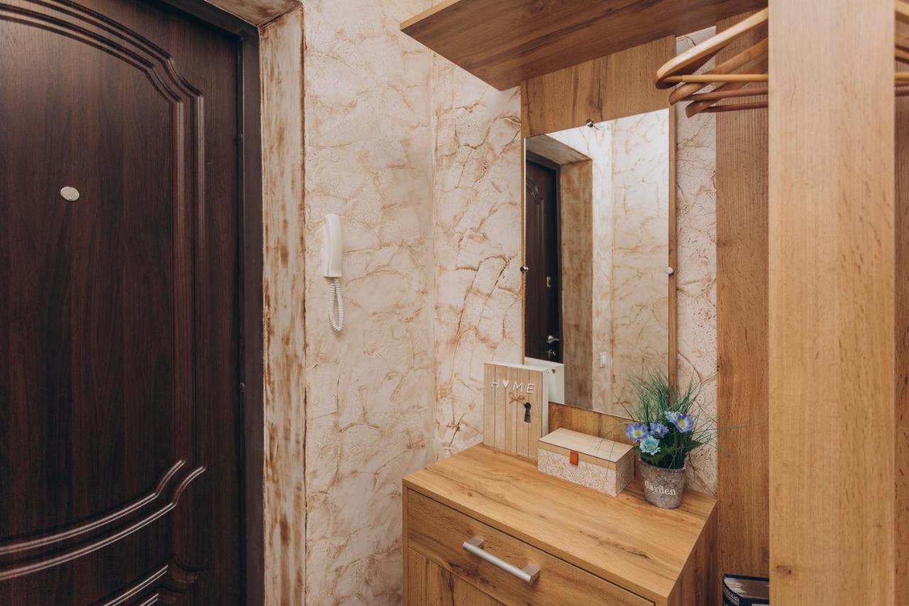 סומי Luxe Apartments 5.26 Near Lavina 5 Floor מראה חיצוני תמונה