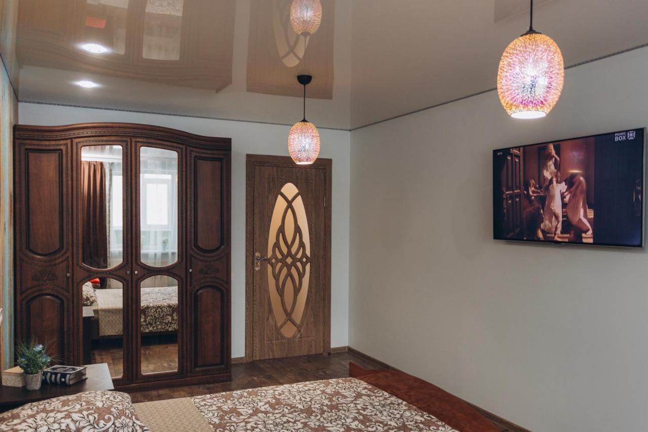 סומי Luxe Apartments 5.26 Near Lavina 5 Floor מראה חיצוני תמונה